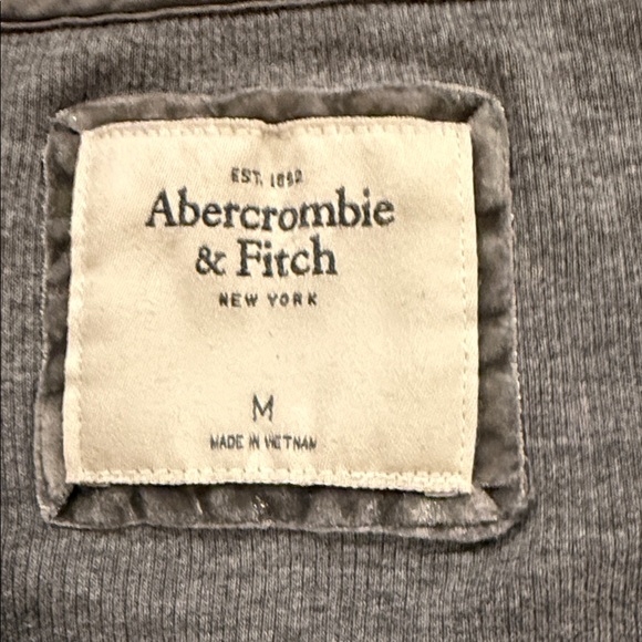 Abercrombie & Fitch Heather Gray Long Sleeve Henley - Picture 3 of 5